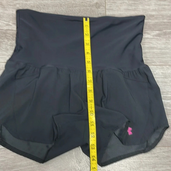 Under Armour Semi Fitted HeatGear Running Shorts High Rise Foldover Waist XS - Picture 11 of 16